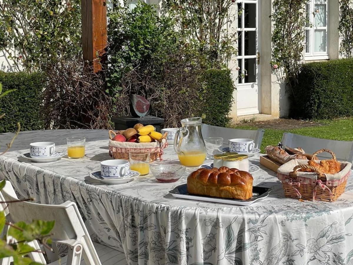 Maison De Famille Pres De Montargis - Elegance Et Confort En Foret - Fr-1-590-354 Paucourt Luaran gambar